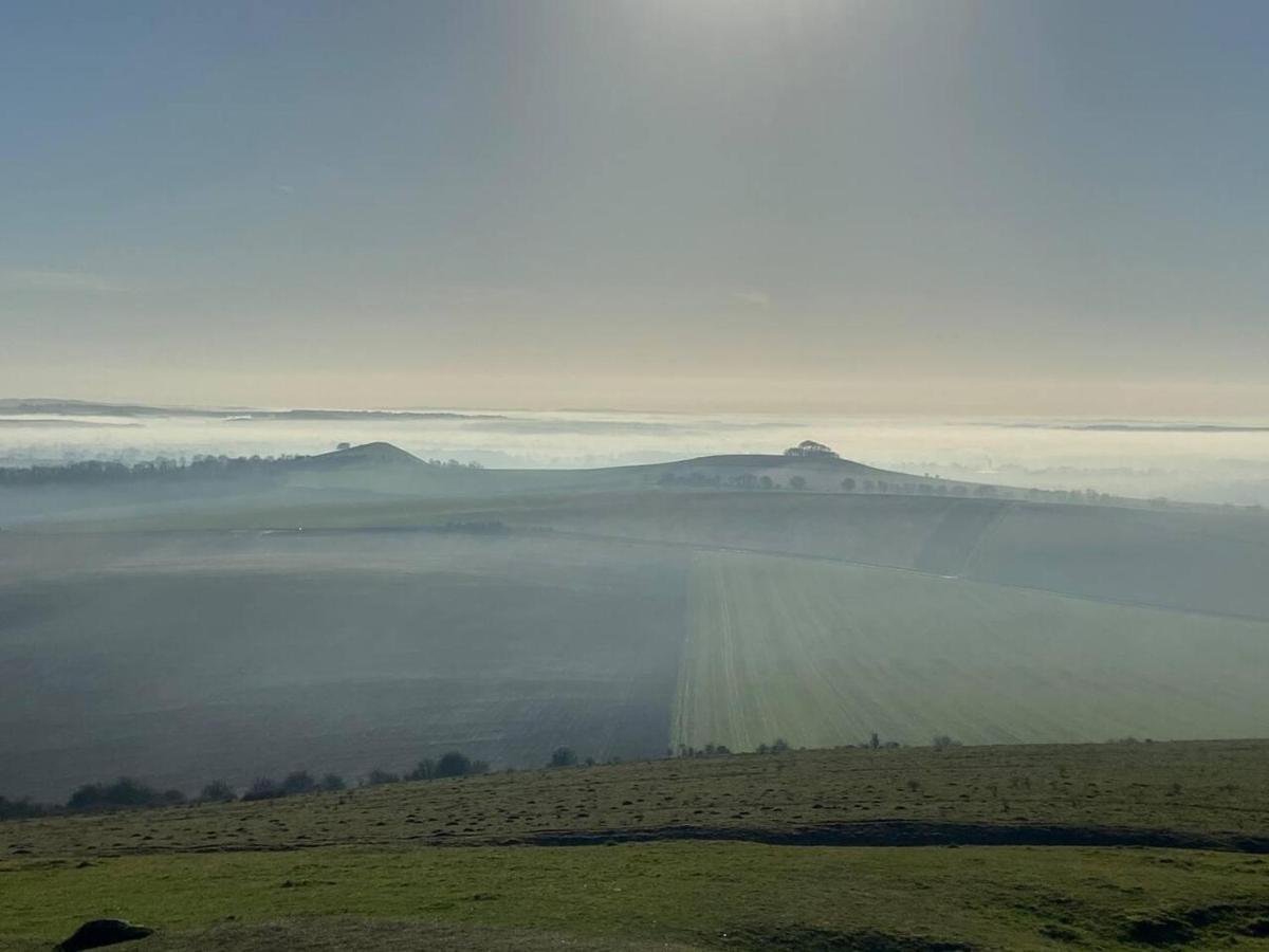 Pewsey Retreat 3 Sleeps -Petfriendly Bbq Parking 아파트 외부 사진